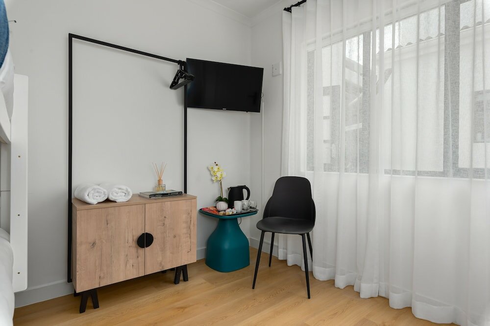 Фото Neighbourgood Hill