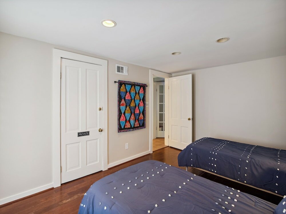 Фото Quilted Cottage