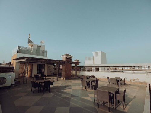 Гостиница Clarks Inn Express Dehradun в Дехрадуне