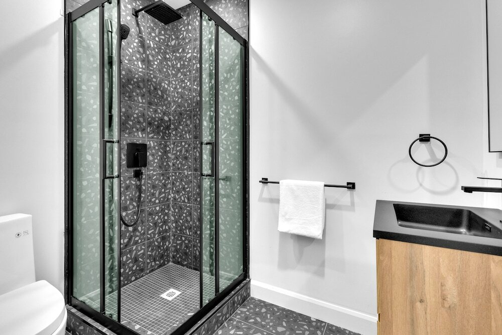 Фото Deluxe Suites Downtown Montreal