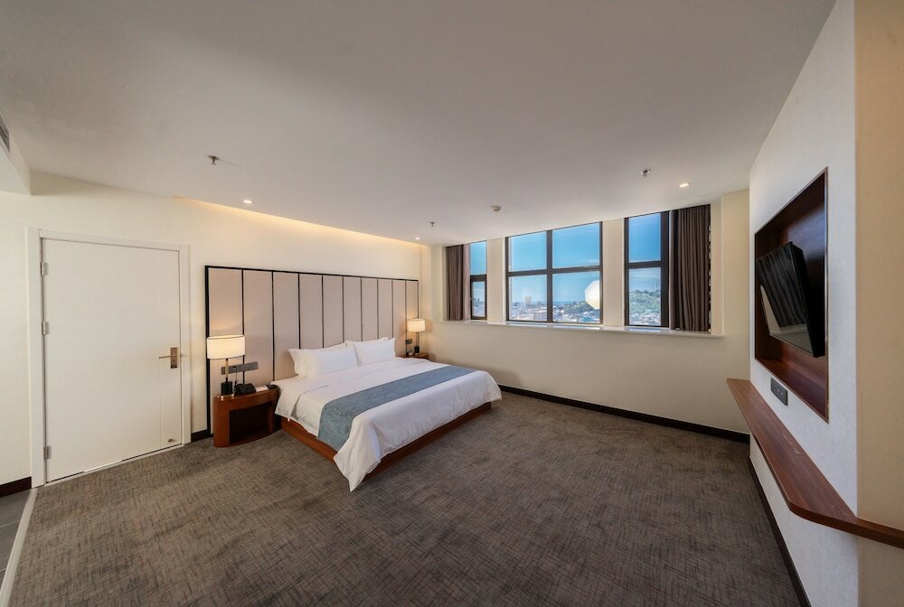 Фото Legend Hotel and Resort