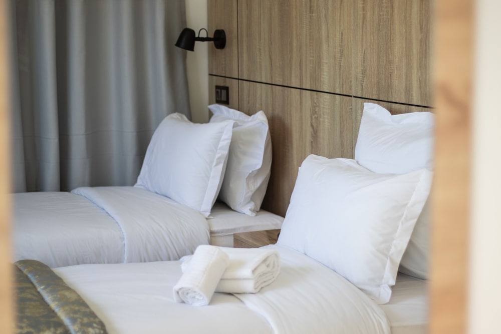 Фото Karam City Hotel