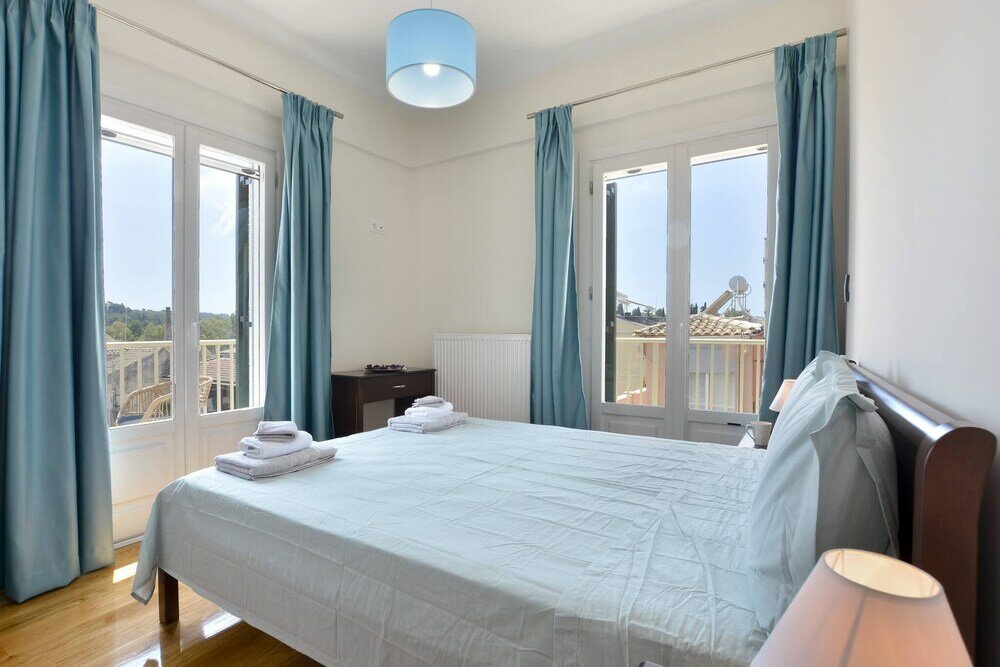 Фото Luxury Bay View by Corfuescapes