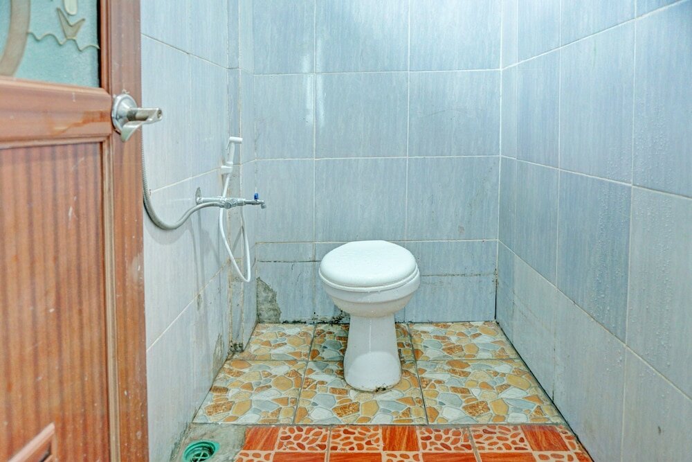 Фото Oyo 92205 C-house