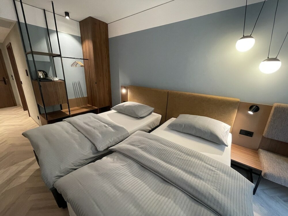 Фото Stadthotel Neumarkt Mitte