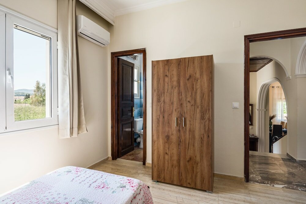 Фото Villa Anastasia by Konnect, Private Pool and Outdoor SPA Tub included