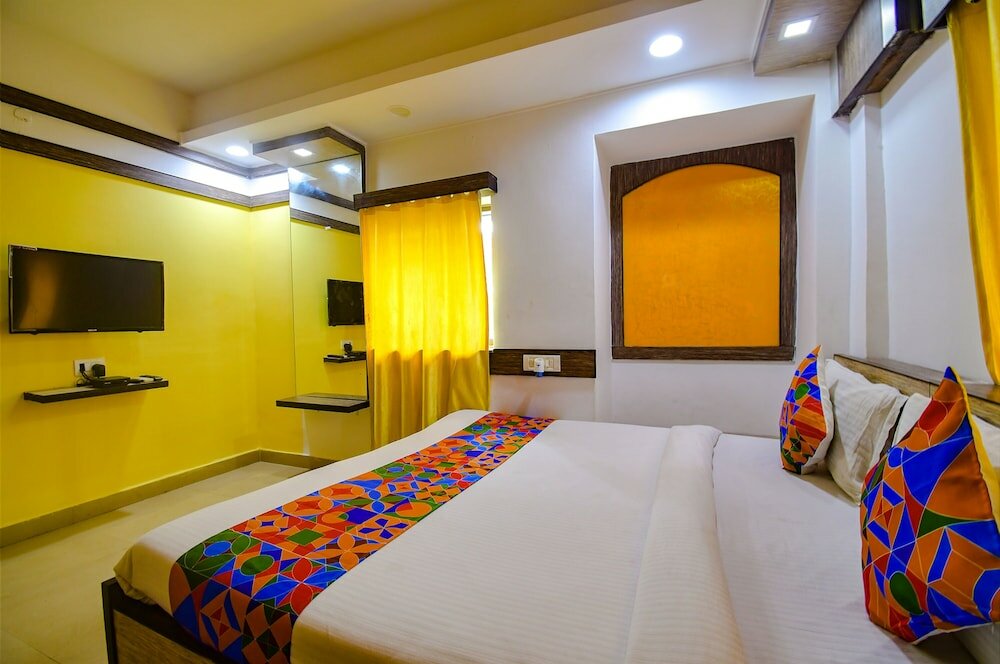 Фото Fabhotel Adri Hotels