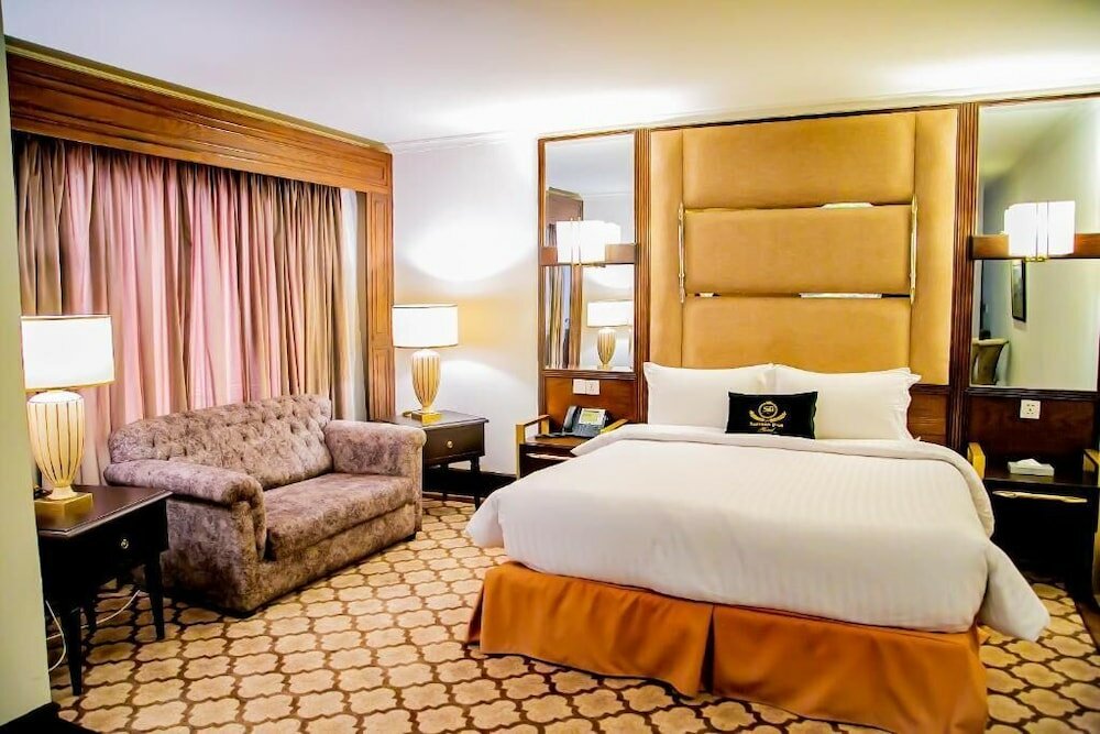 Фото Saffron D'or Hotels Lahore