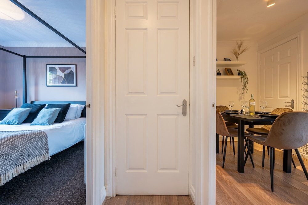 Фото Llansannor Drive by Tŷ Sa - Free Parking