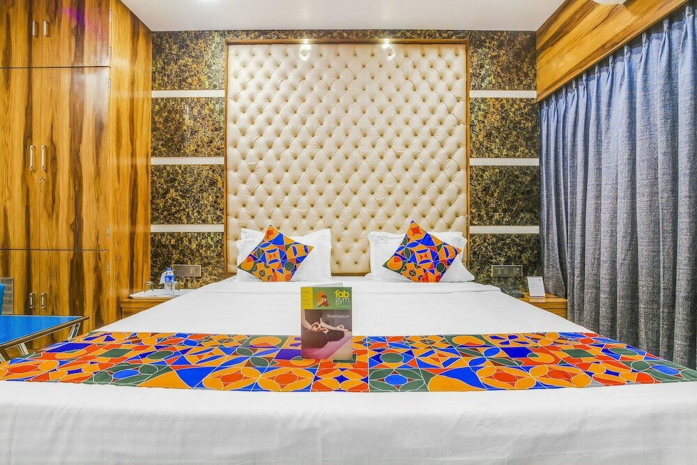 Фото Fabhotel Orion Crystal