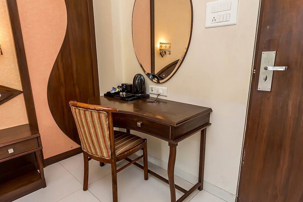 Фото Hotel Shubhangan