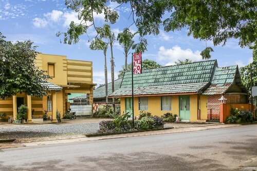 Гостиница Oyo 90316 Hotel Candri Pelaihari в Провинции Южный Калимантан