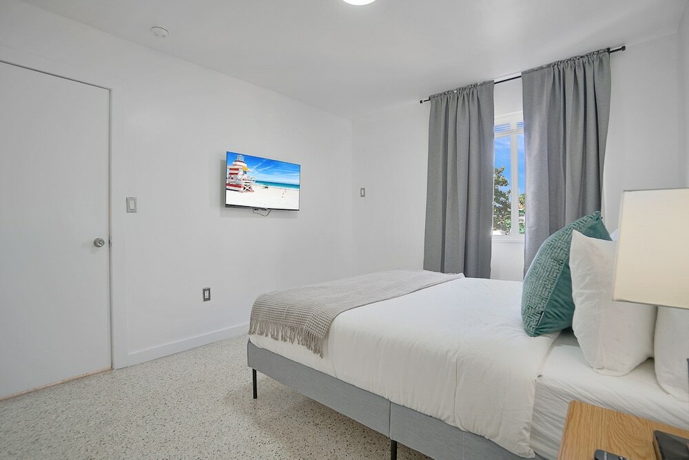 Фото Stylish Wynwood Flats