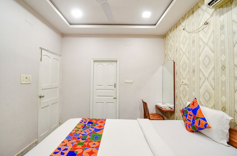 Фото Fabhotel Saltlake Regency