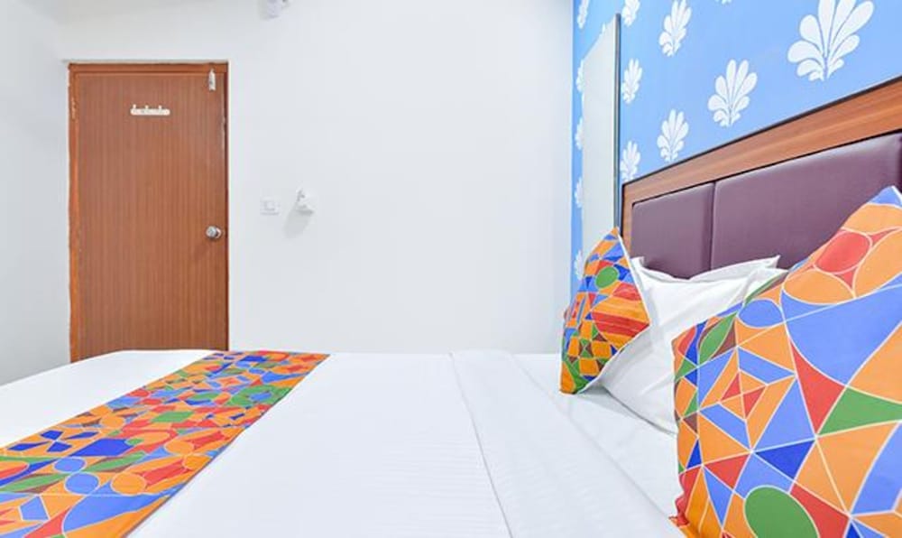 Фото Fabhotel Green Park