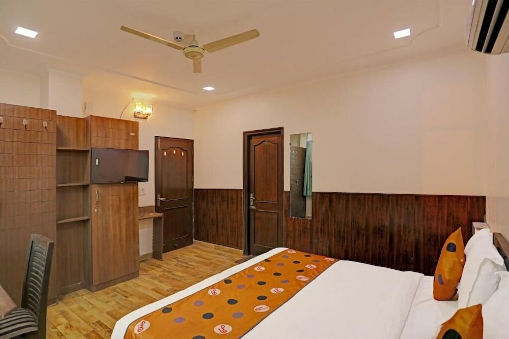 Фото Hotel Grand Tushar