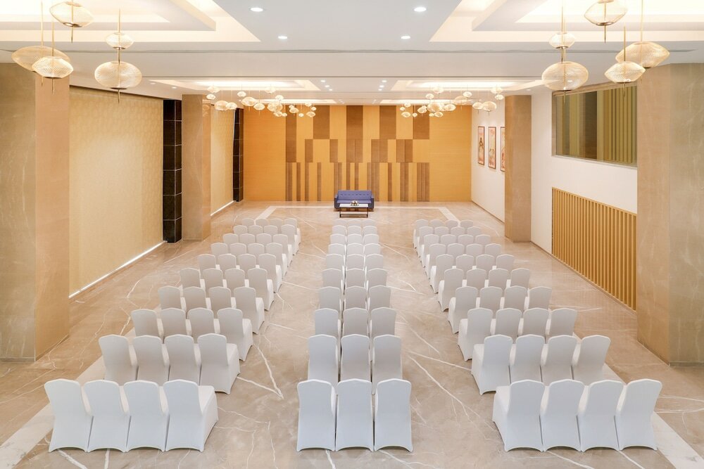 Фото Lemon Tree Hotel Agra