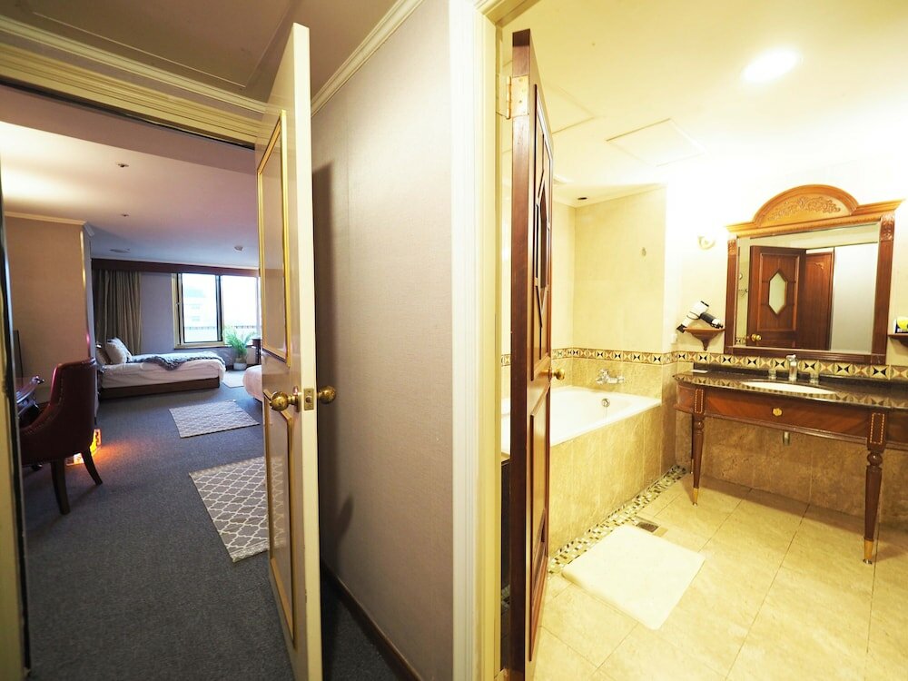 Фото Capital Family