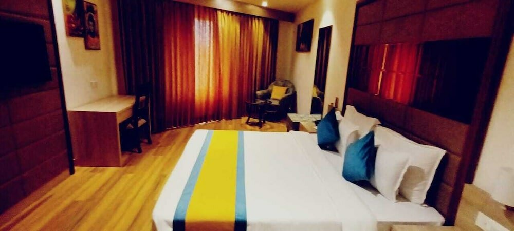 Фото Arcadia Hotel