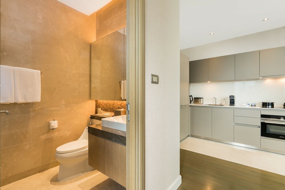 Фото Magnolias Ratchadamri Boulevard Serviced Residences