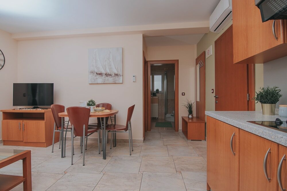 Фото Pool Apartments Tolo