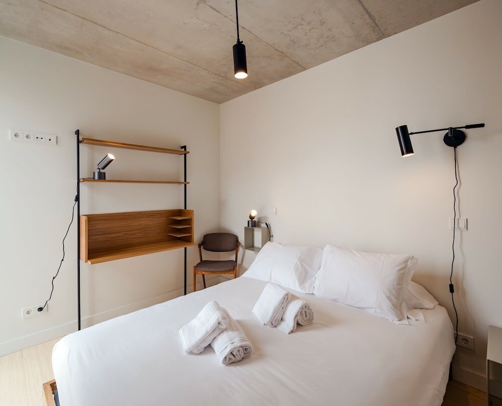 Фото Aparthotel Oporto Anselmo