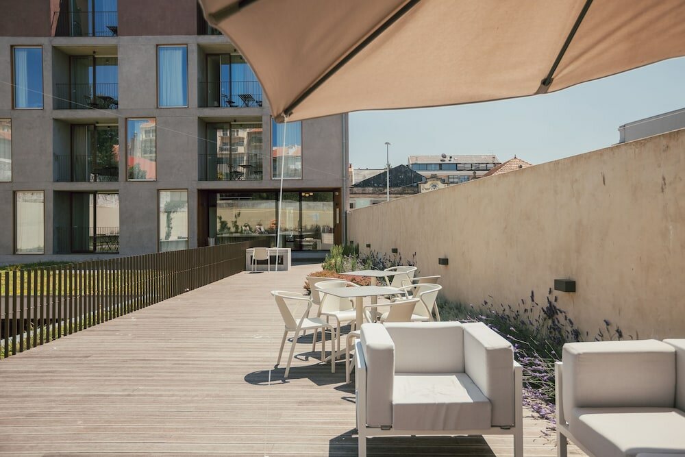 Фото Aparthotel Oporto Anselmo