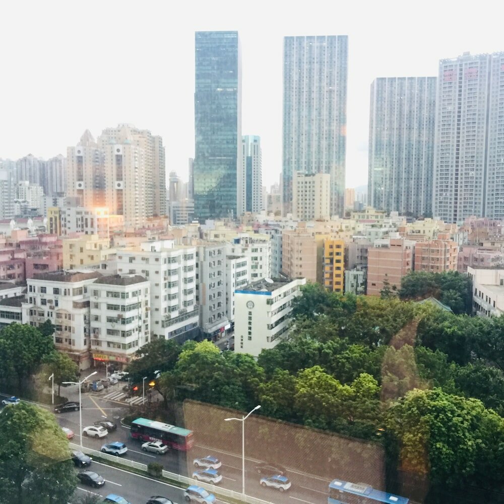 Фото Shenzhen L. gem Hotel