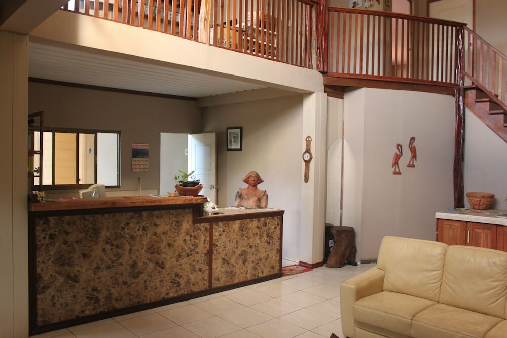 Фото отеля 2