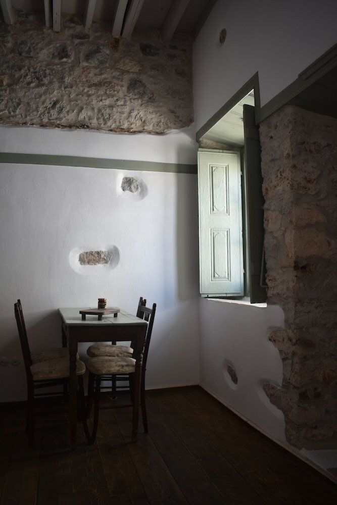 Фото Latmos 1860