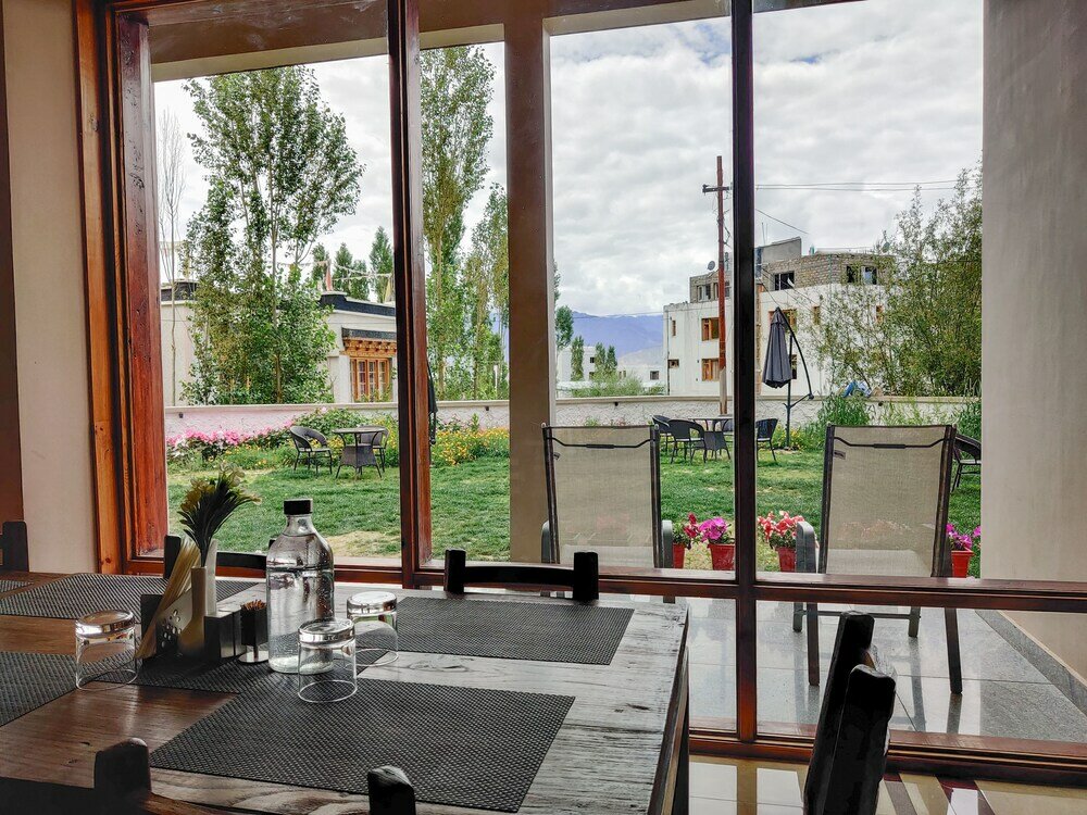 Фото The Bodhi Tree