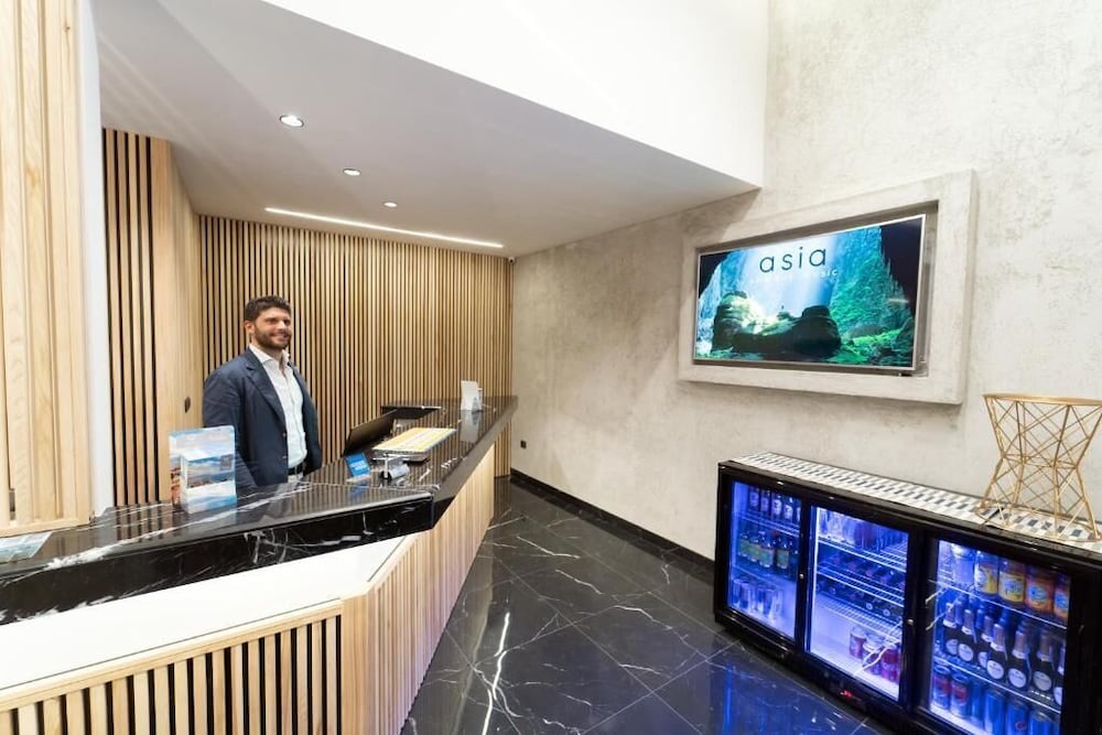 Фото P. C. Boutique H. Loggia