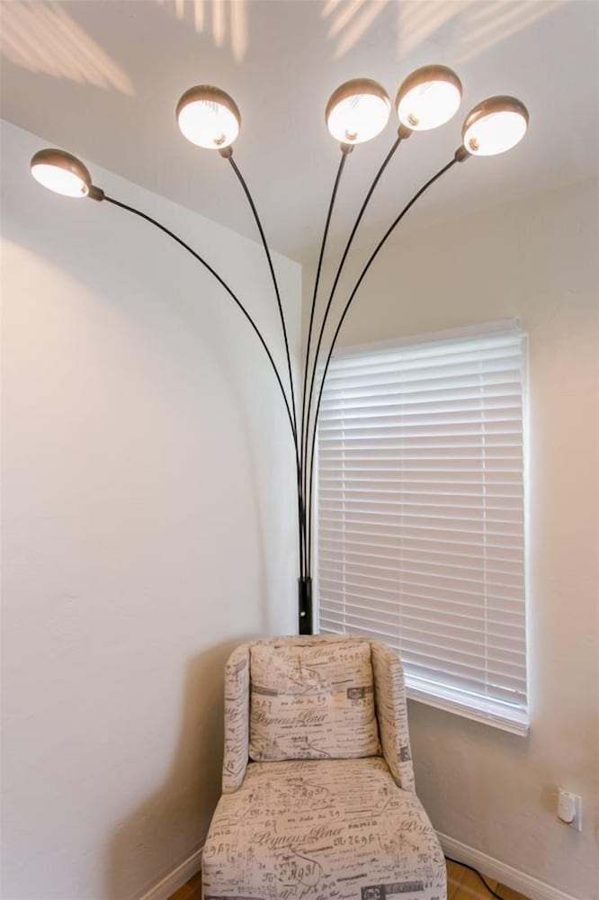 Фото Orange Tree Cottages Downtown