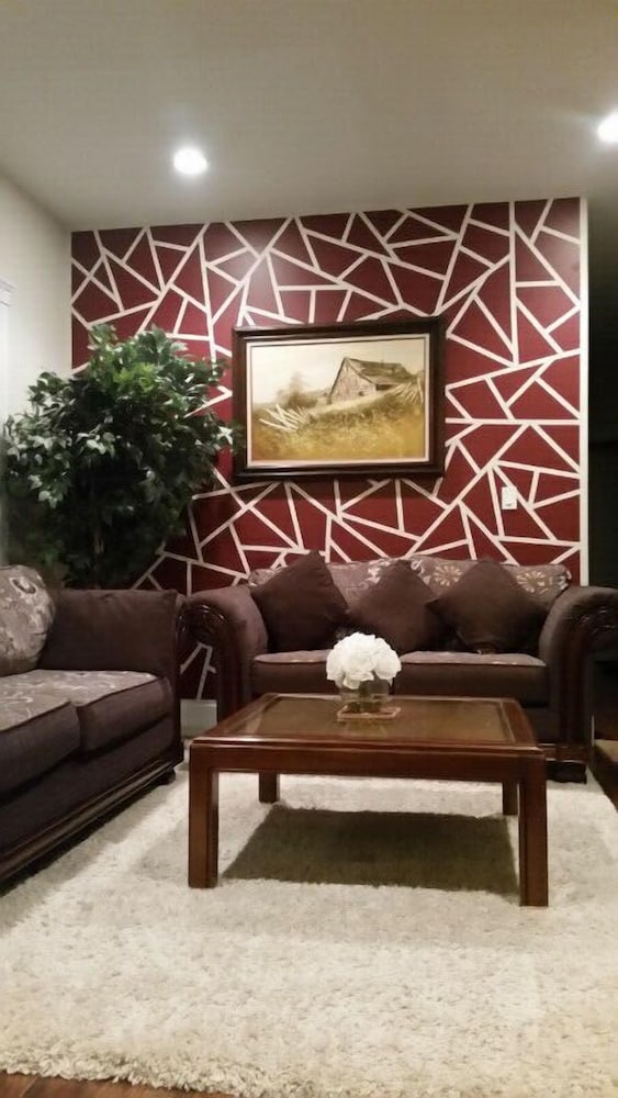 Фото Ranchland Inn