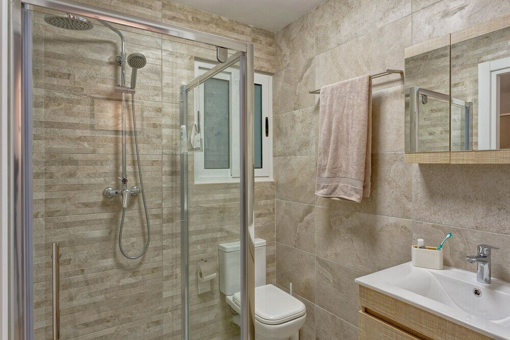 Фото Brand New Designer Finished Apartment, Central Location