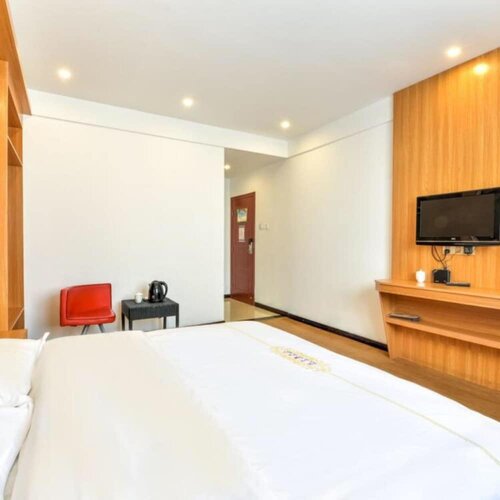 Гостиница Brother Commercial Hotel в Сямыне
