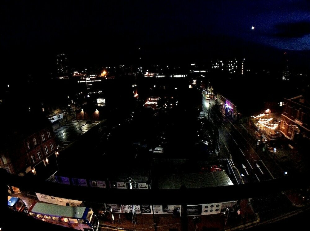 Фото Igloo ViewPoint City Centre Retreat