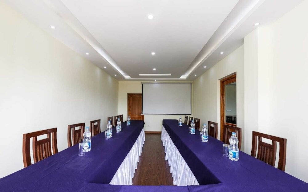 Фото Reenam Hotel