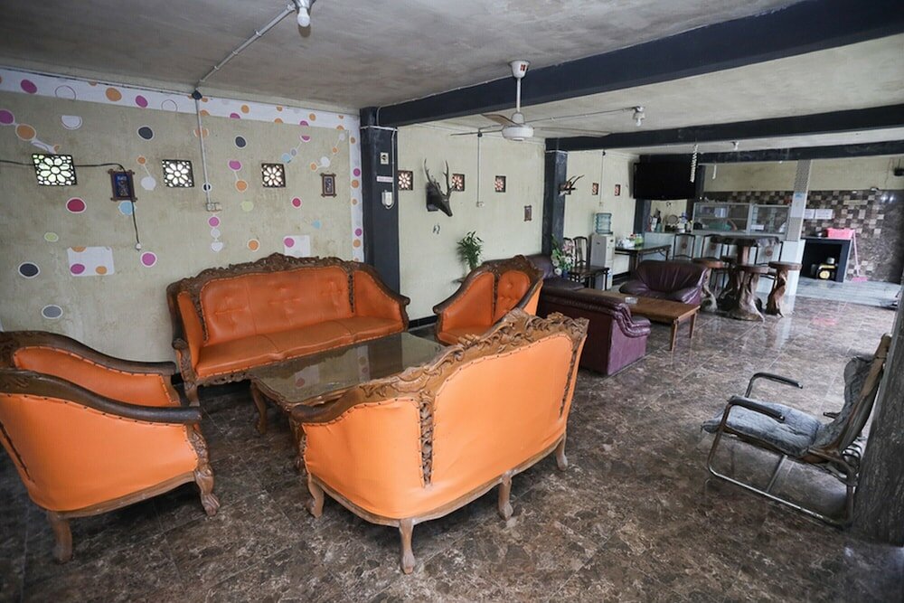 Фото RedDoorz near Bundaran Garuda 2