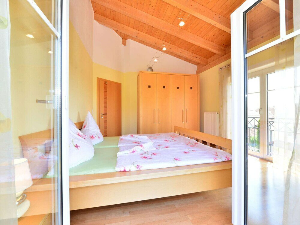 Фото Luxurious Apartment in Deggendorf Bavaria Near the River