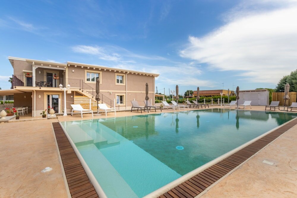 Фото Tramonto Ibleo Resort