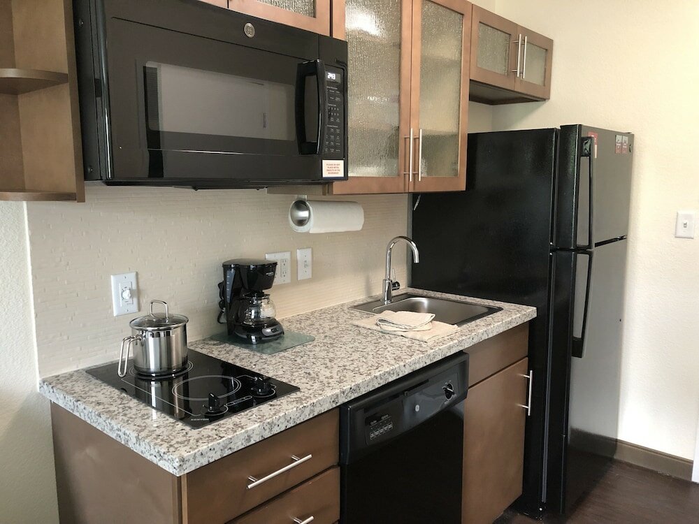 Фото Candlewood Suites Panama City Beach Pier, an Ihg Hotel