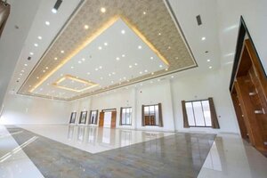 Гостиница Hotel President Banquet & Lawns