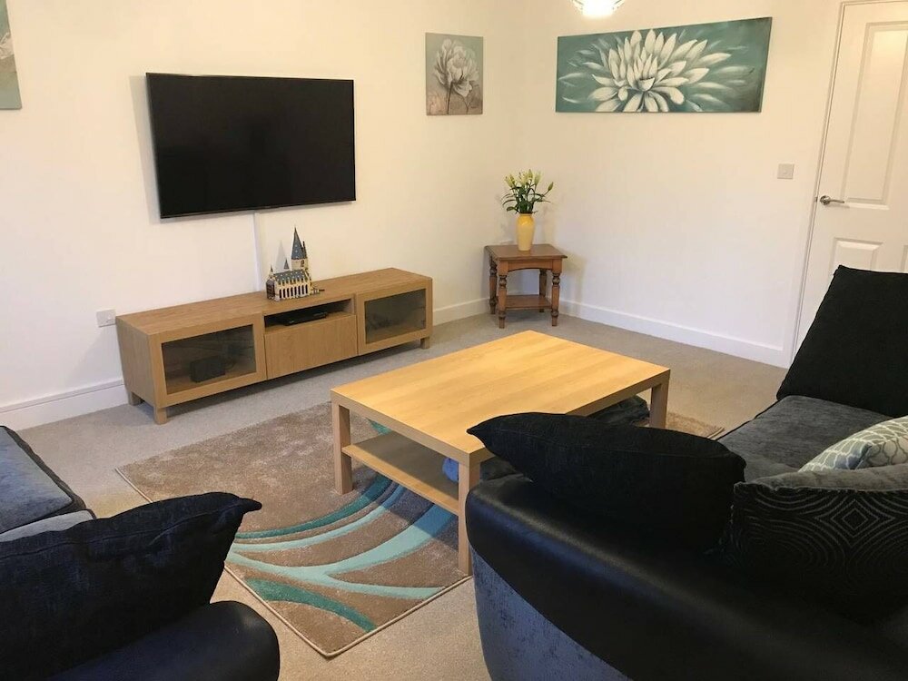 Фото New Home Near Science Park & City Centre