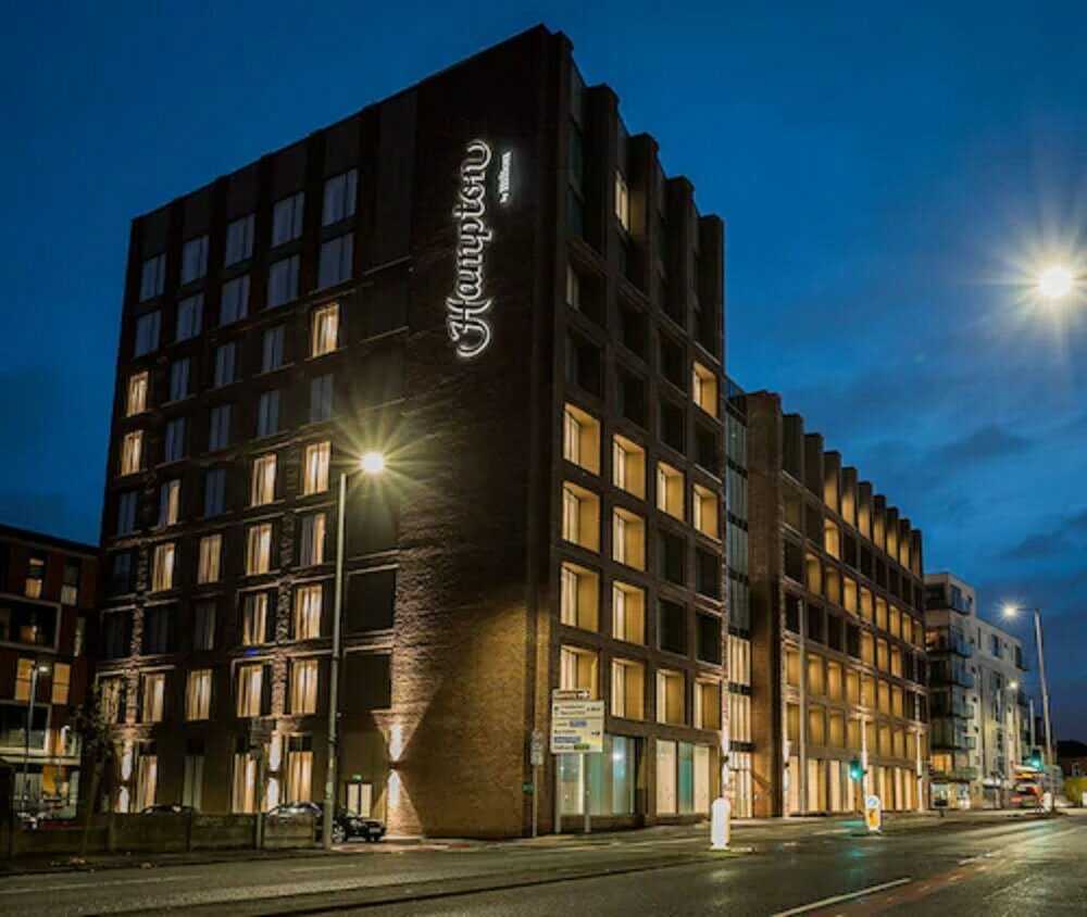 Фото Hampton by Hilton Manchester Northern Quarter