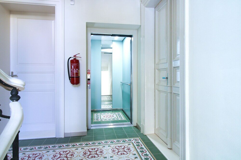 Фото Bouquet Apartments