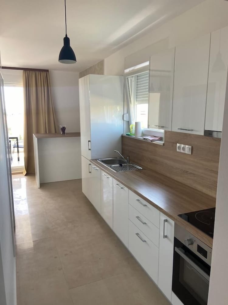 Фото Sunset Apartments