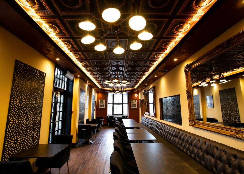 Фото The Hadley Hotel