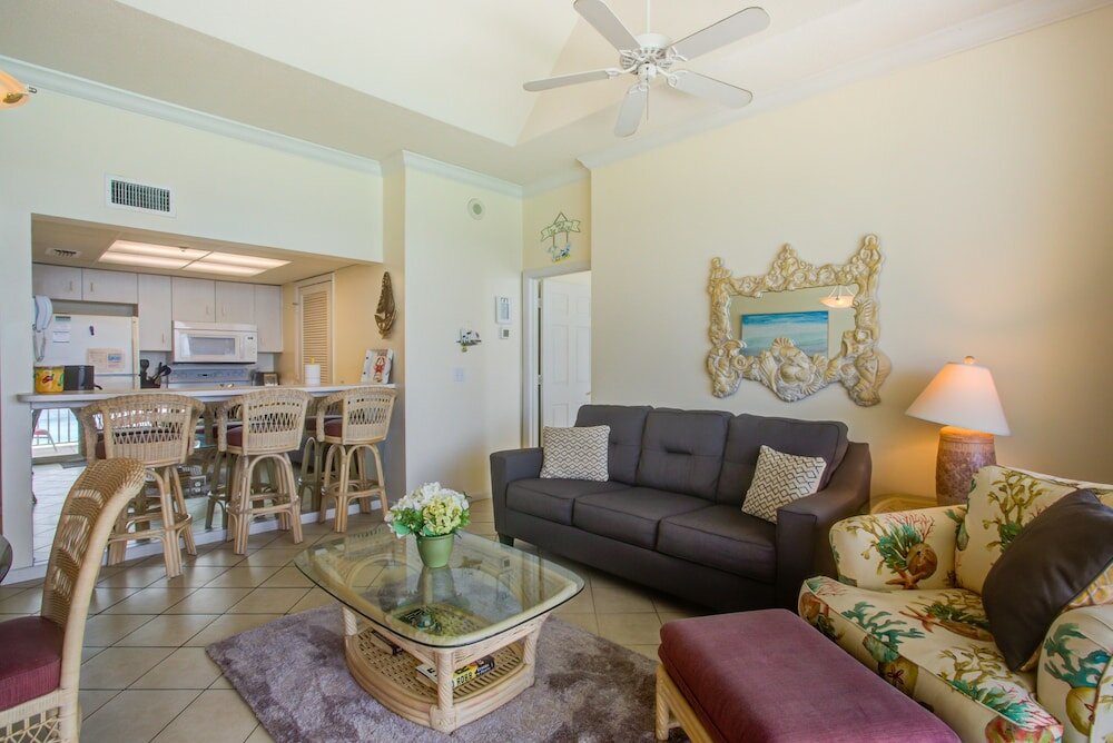 Фото Long Beach by Forehand Rentals