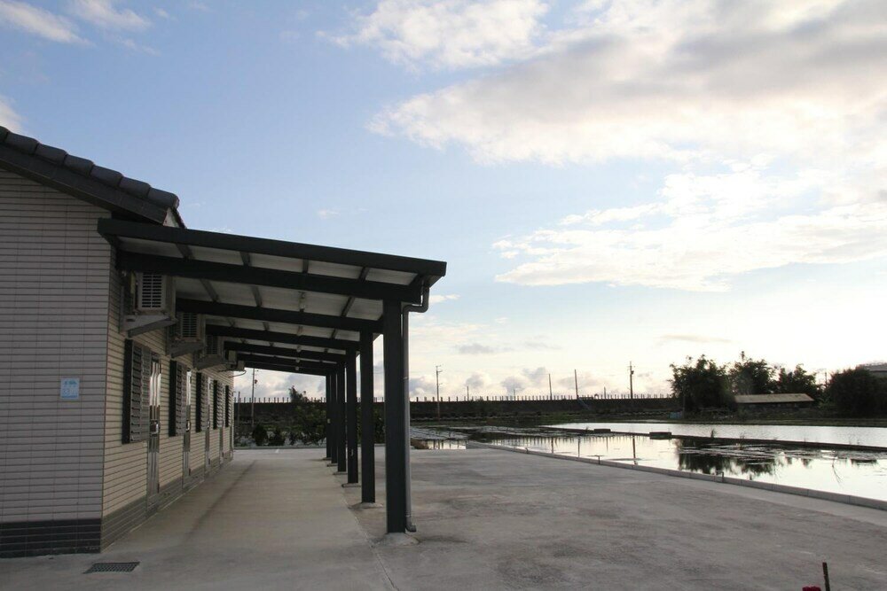 Фото Howj Hostel